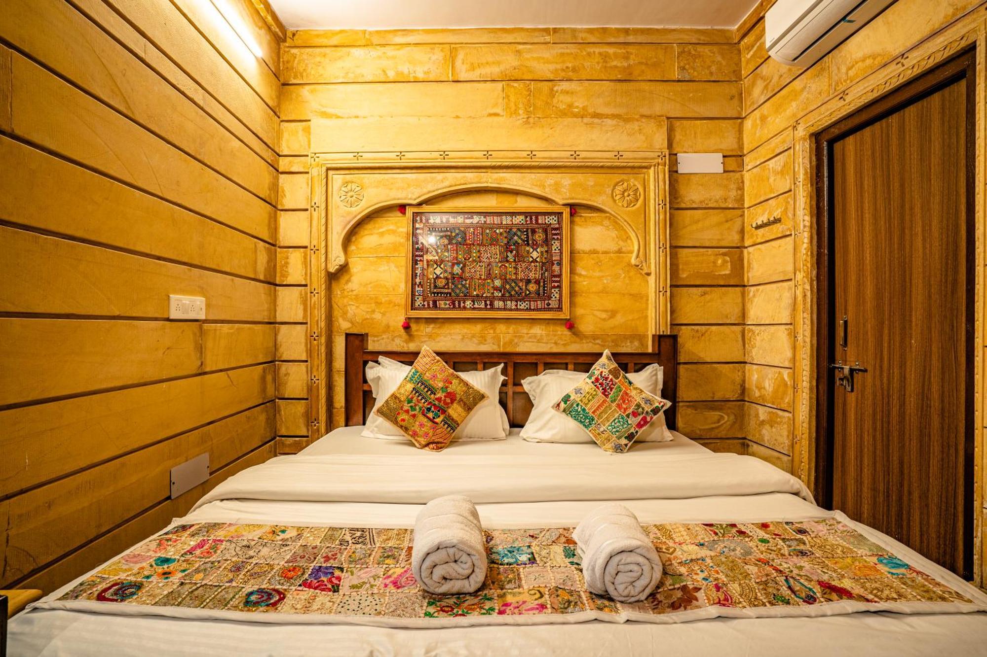Relax Inn Джайсалмер Экстерьер фото